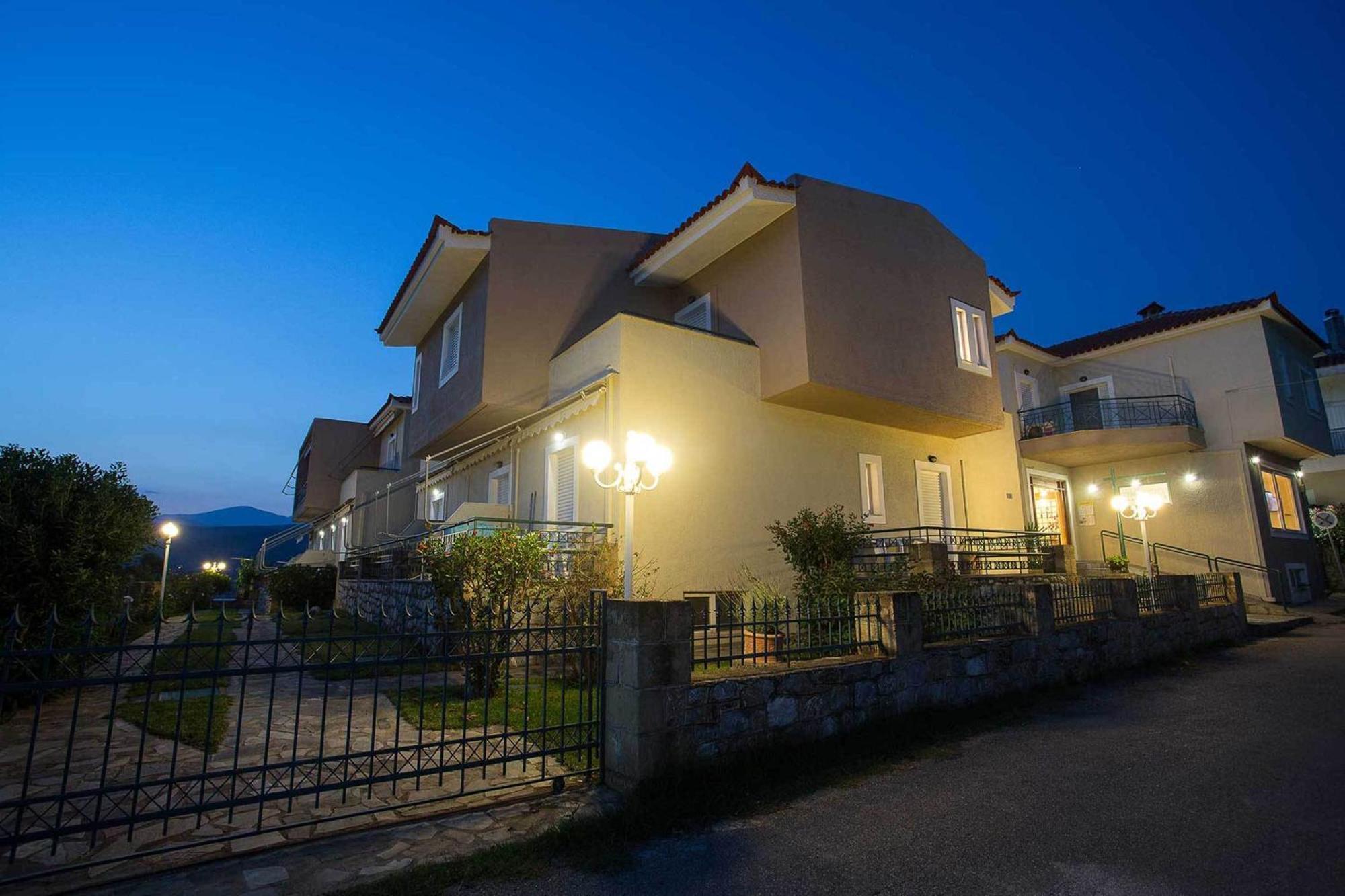 Remvi Hotel - Apartments Sztúpa Kültér fotó